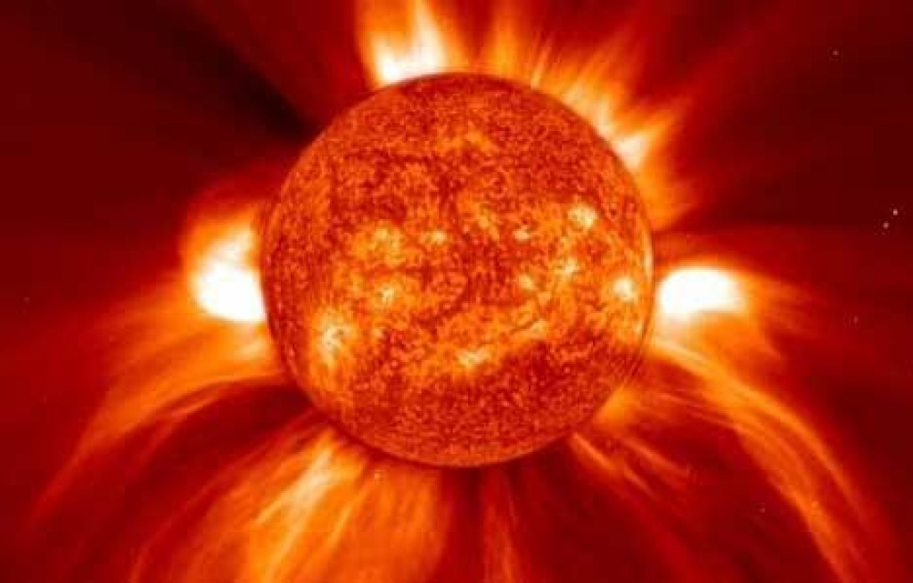 Snažna solarna oluja ide prema Zemlji