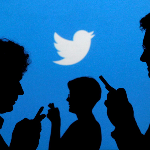 &lt;p&gt;Super Follows, nova opcija društvene mreže Twitter, korisnicima omogućuje da pratiteljima naplate svoj sadržaj nudeći im pretplatu, a Twitter će od njihova ukupnog prihoda uzimati tri posto&lt;/p&gt;

